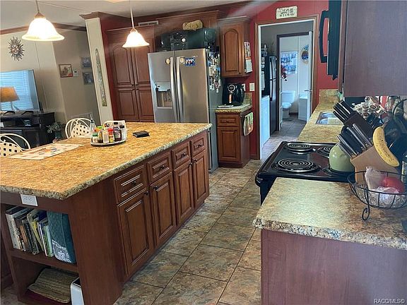 5th image of 6414 W Robin Ln