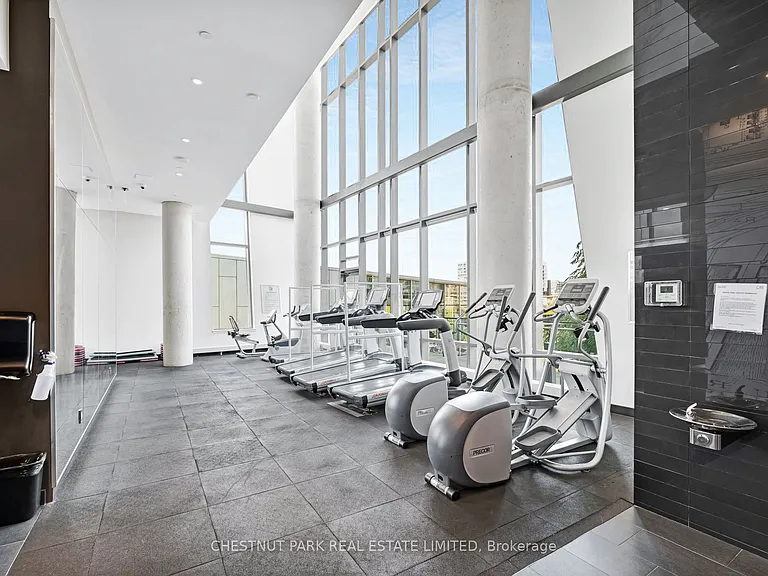 170 Fort York Blvd #1406 — Photo 11
