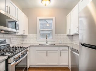 1110 Broadway Ave NW, Grand Rapids, MI 49504