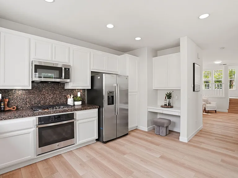 4142 Tobin Cir — Photo 18