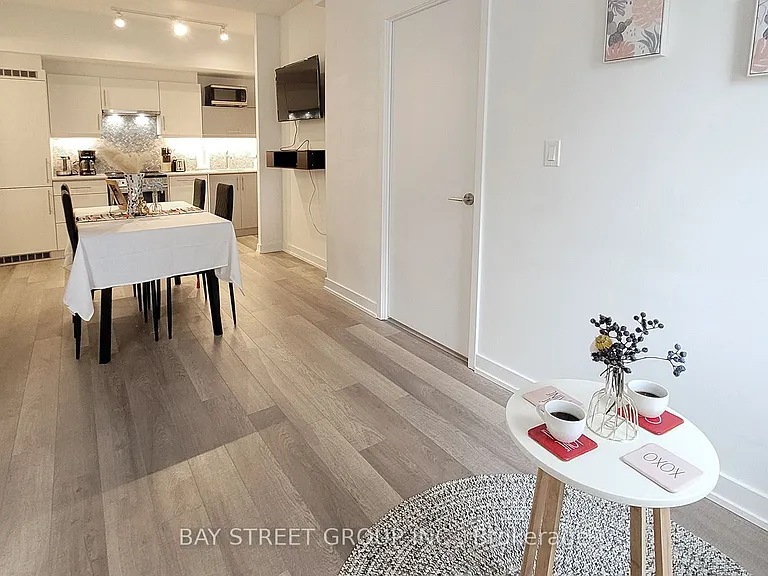 181 Huron St #204 — Photo 13