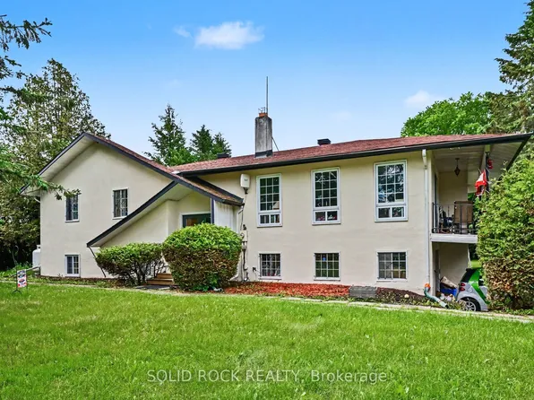5286 Frank Kenny Rd, Ottawa, ON K0A 3H0