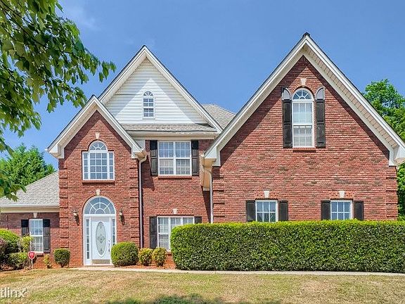 3rd image of 2028 Millstone Dr SW