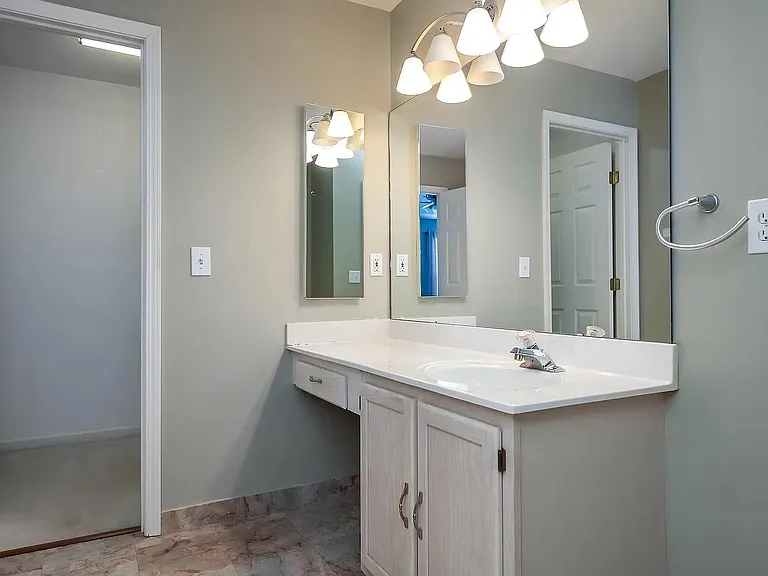 510 Bayberry Ridge Ct — Photo 15