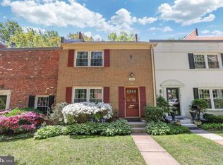 6040 Haverhill Ct, Springfield, VA 22152