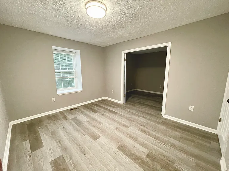 18674 Winding Creek Pl — Photo 8