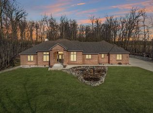 3420 W Cook Rd, Fort Wayne, IN 46818