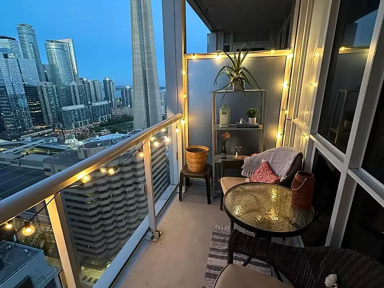 300 Front St W #3306 — Photo 15