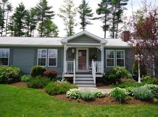 7911 Oak Point Dr, Middleboro, MA 02346