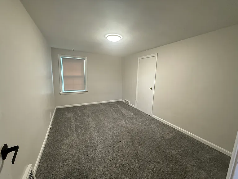 4350 Silsby Rd — Photo 9