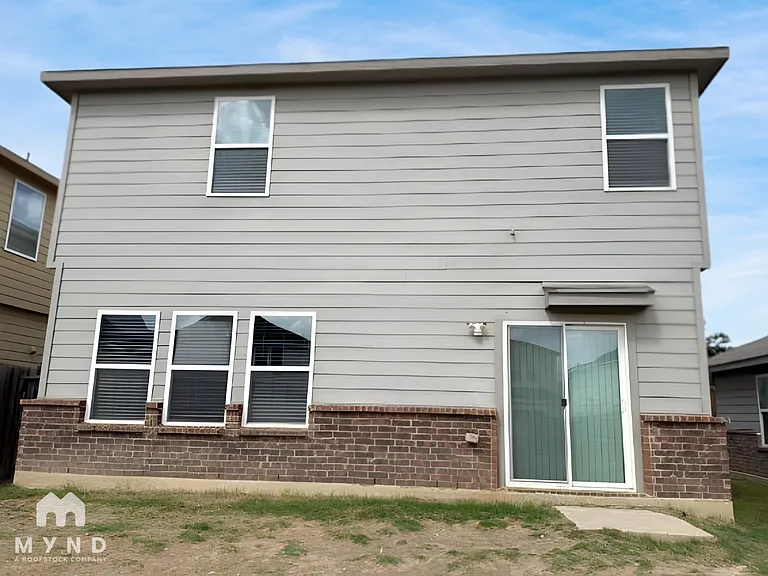 4015 Asher Aly — Photo 3