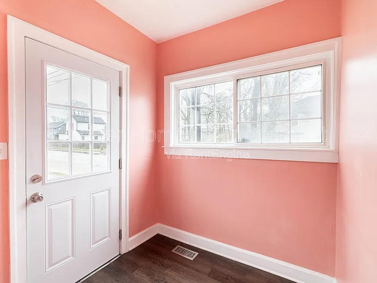 2901 N Talbott St — Photo 15