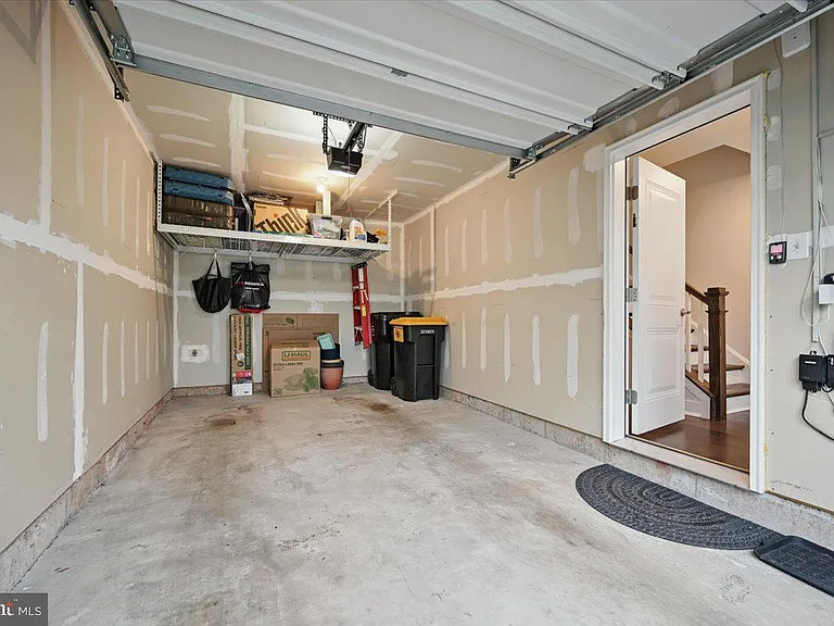 825 Pecan Rd — Photo 28