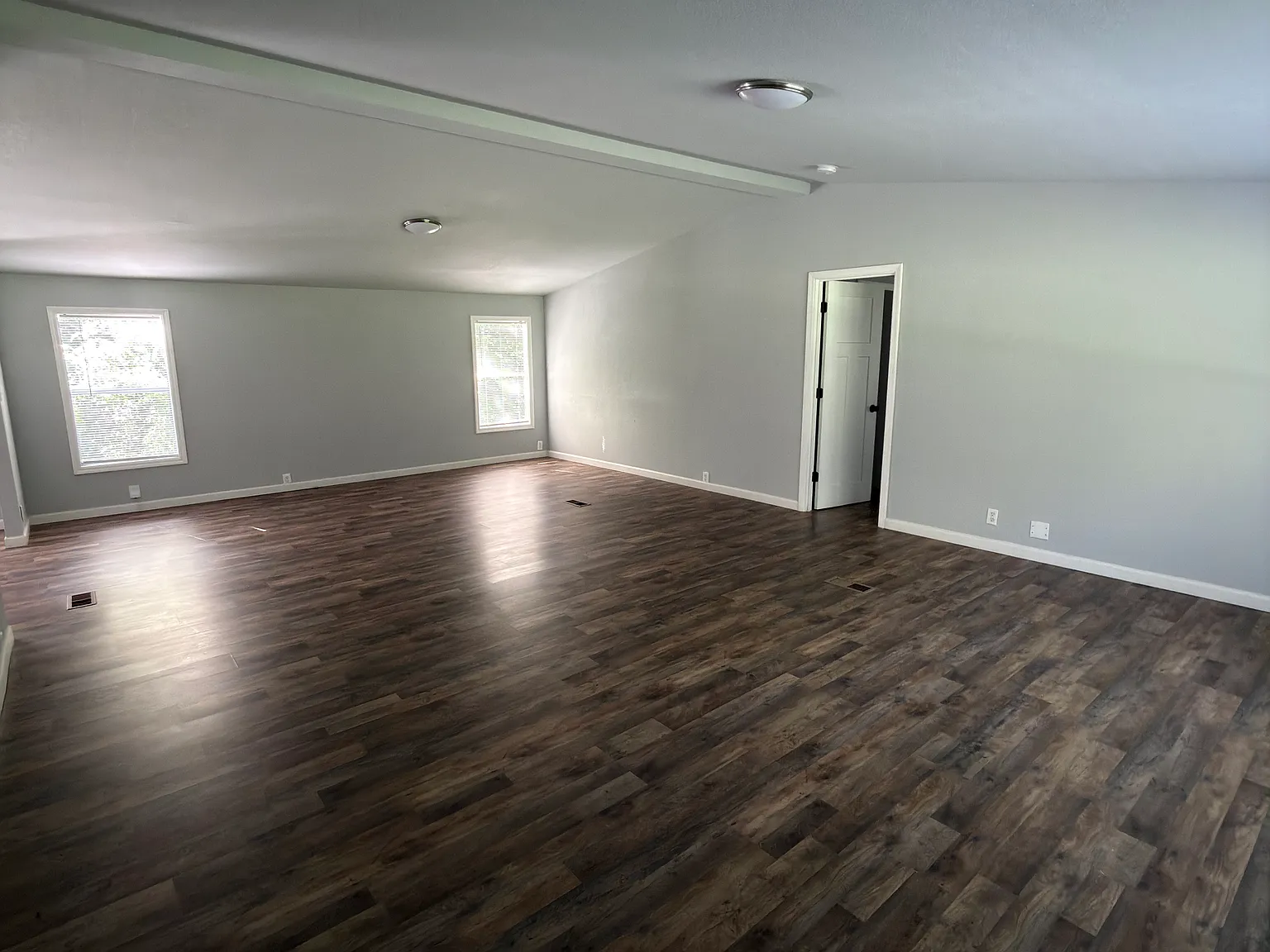 3 bed, 2079 sqft, $1,500 — Photo 3