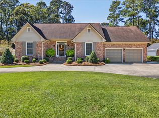 126 Wateree Dr, Santee, SC 29142
