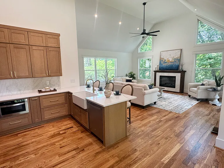 34 Nora Dr — Photo 16