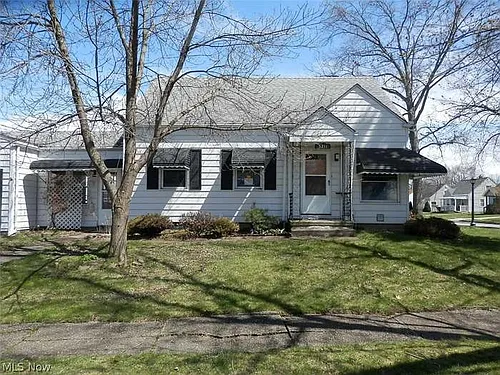 3211 Wilson St Photo 1