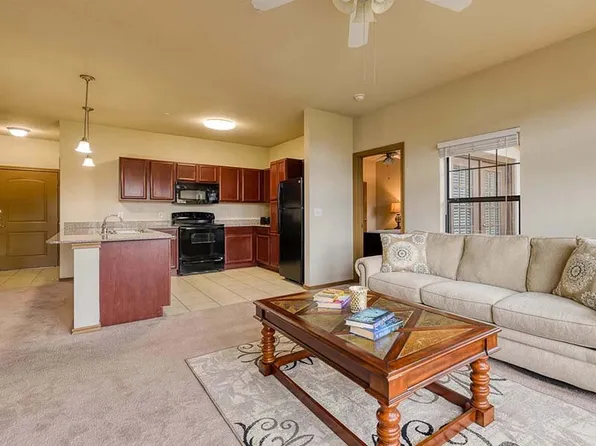 Aventine at Kessler Park