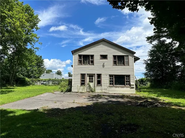 7832 Park Ave, Holland Patent, NY 13354