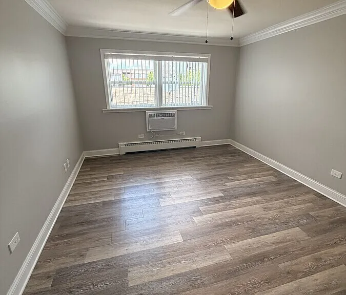 910 Curtiss St #12 — Photo 6
