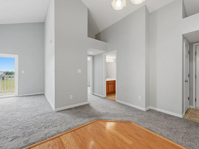 5300 Spring River Dr — Photo 15