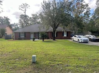 170 S Deals Cir, Woodbine, GA 31569