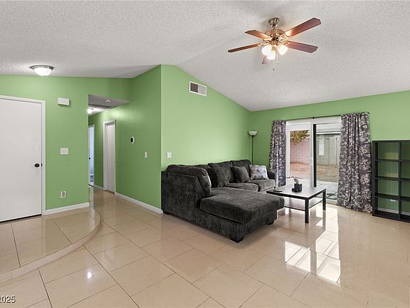 4th image of 5900 Tippin Dr