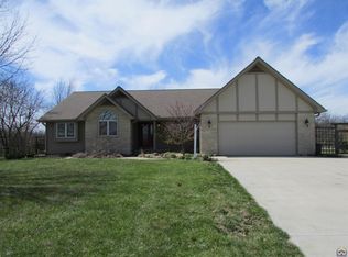 5725 SW Indian Hills Rd, Topeka, KS 66610