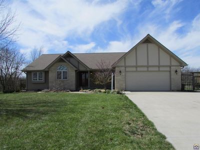 5725 SW Indian Hills Rd, Topeka, KS, 66610