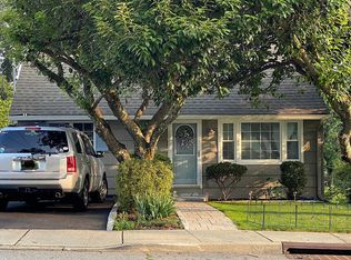 42 Arch St, Butler, NJ 07405