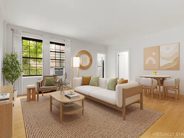 6 Burns St APT 220, Flushing, NY 11375