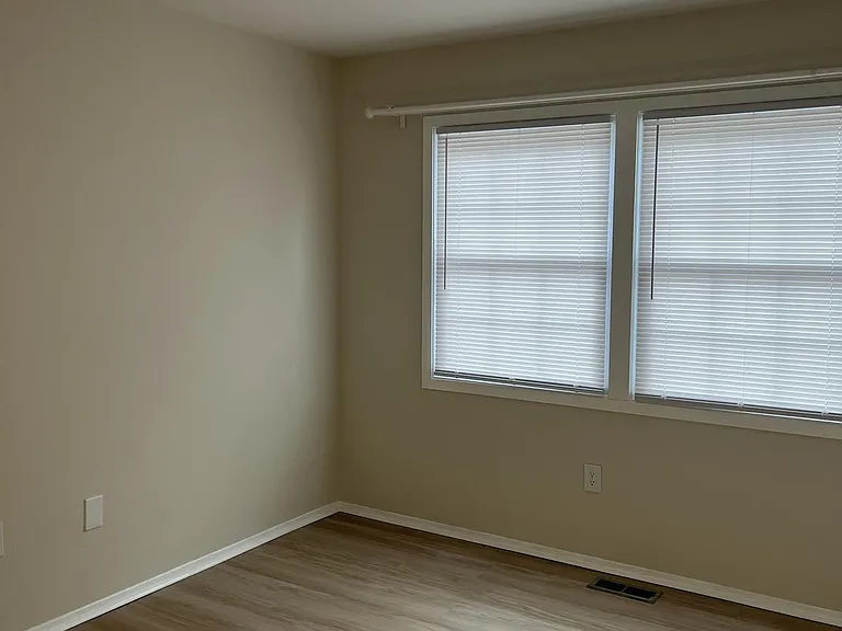 12709 Marquette Ln — Photo 30