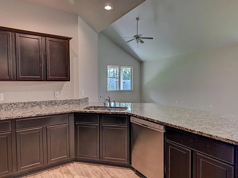 7022 N Sound Ln — Photo 15