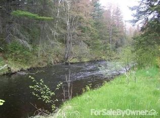 6600 W Tasson Rd, Ishpeming, MI 49849