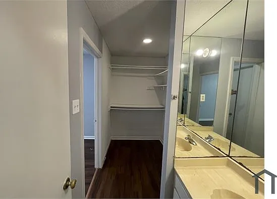 5210 Flowering Peach Dr — Photo 21