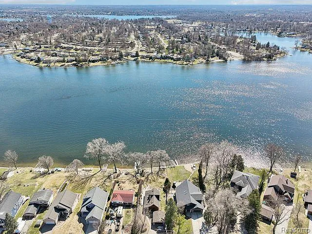 3641 Mann Rd — Photo 47