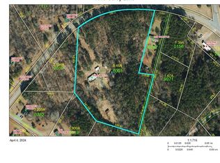 1070 Carey Ln, Walnut Cove, NC 27052