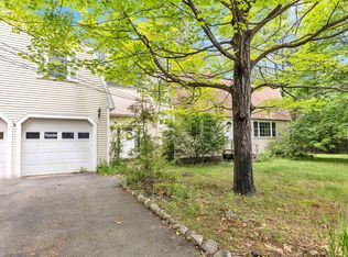 29 Eastern Ave, Amherst, NH 03031
