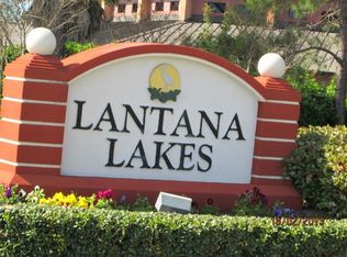 2938 Lantana Lakes Dr E, Jacksonville, FL 32246