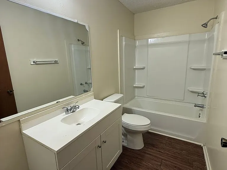 1408 Jade Ave — Photo 5