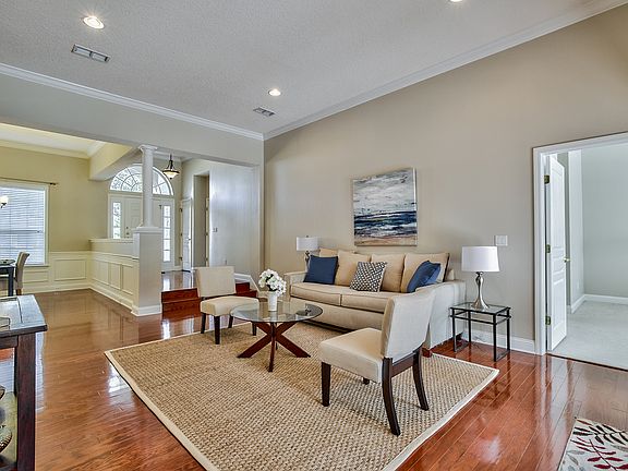 5th image of 1837 Forest Glen Way