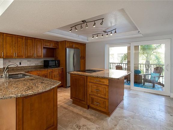 5th image of 1117 Pinellas Bayway #204