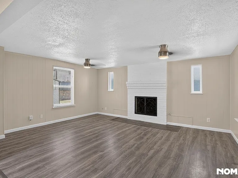 2045 Solano Dr — Photo 10