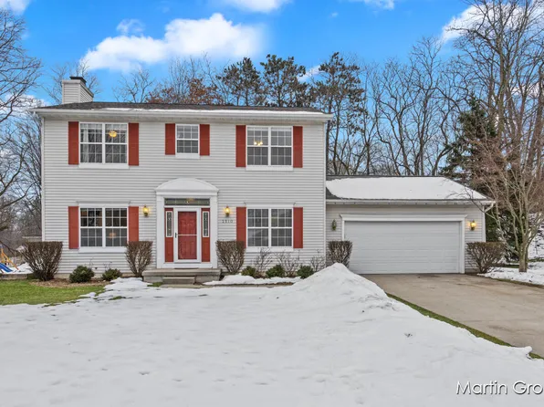 2510 Tallgrass Ave SE, Grand Rapids, MI 49546