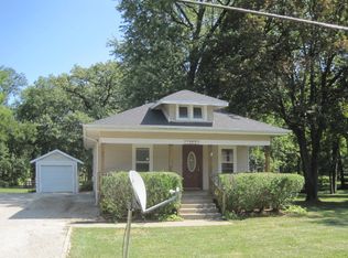 1302 Sinnissippi Park Rd, Sterling, IL 61081