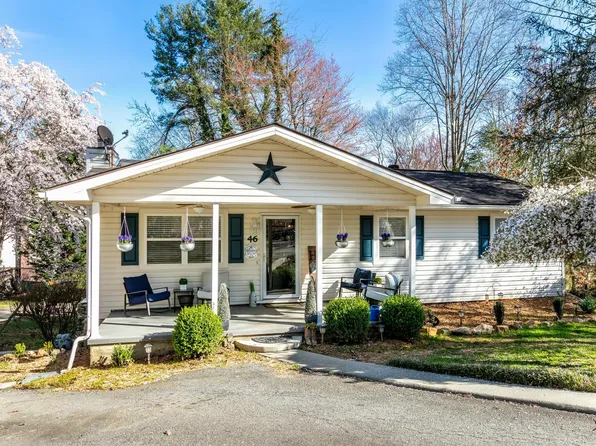 46 Springside Dr, Hendersonville, NC 28792