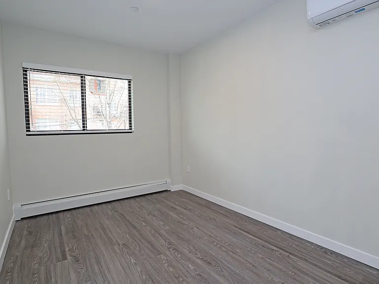 7163 161st St #3A — Photo 14