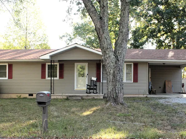 2215 Meadowview Dr, Jamestown, TN 38556