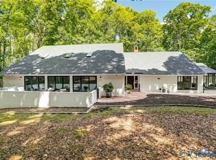 8 Deer Run Rd, Manakin Sabot, VA 23103
