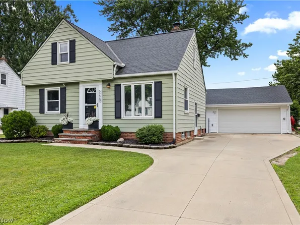 5220 Nan Linn Dr, Willoughby, OH 44094